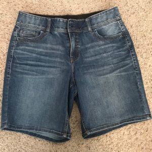 Lane Bryant Bermuda shorts